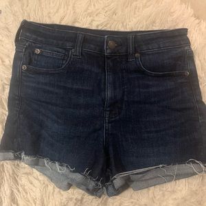 American Eagle High Waisted Mom Shorts, Size 6